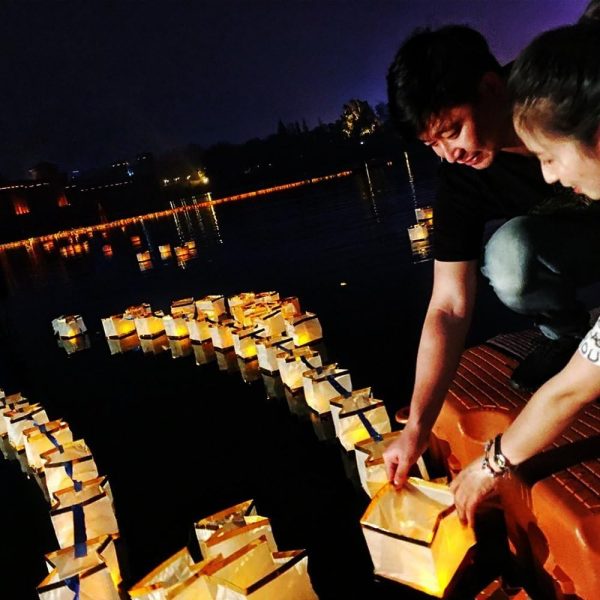 20 Pack Square Chinese Lanterns Wishing, Praying, Floating, River Paper Candle Light, Floating Lanterns for Lake or River, Floating Water Lanterns, Lanterns Floating 5.9"*5.9"*5.9" - Image 4